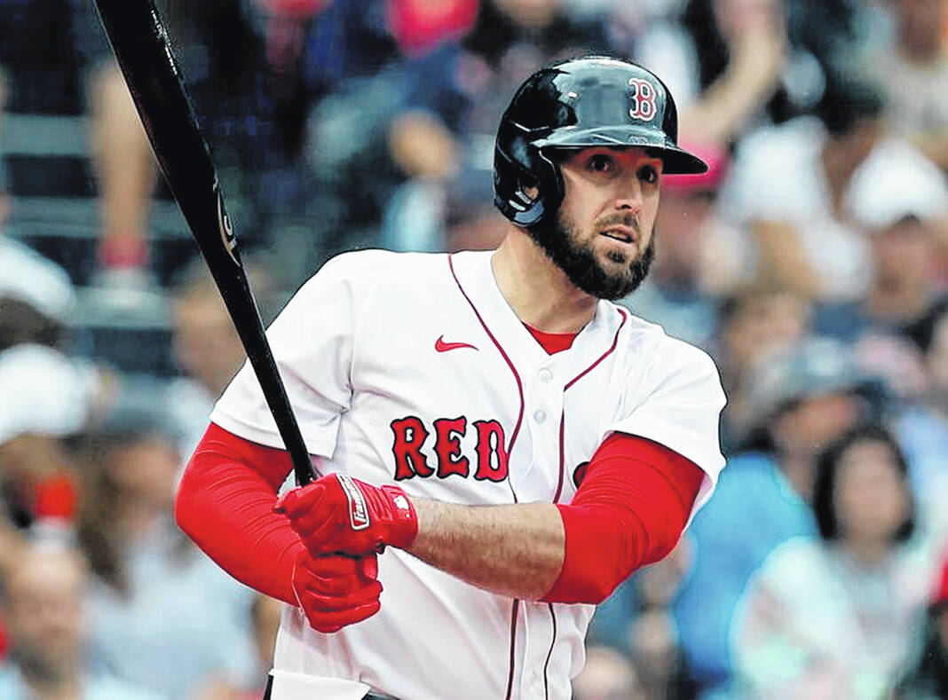 Red Sox to designate struggling Travis Shaw for assignment