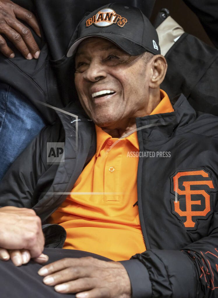 Mays watches Cobb, Giants beat Brewers on 92nd birthday - Record