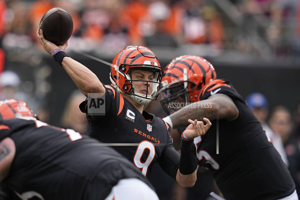 Joe Burrow isn't sure if he'll play as Bengals host Rams Monday night,  hoping to avoid 0-3 hole